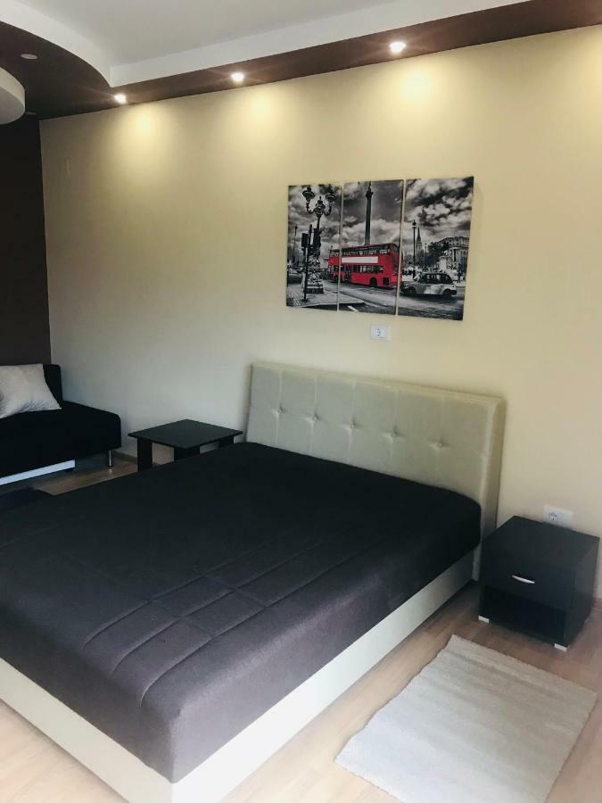 Apartmani Borova 2 Велико-Градиште Экстерьер фото